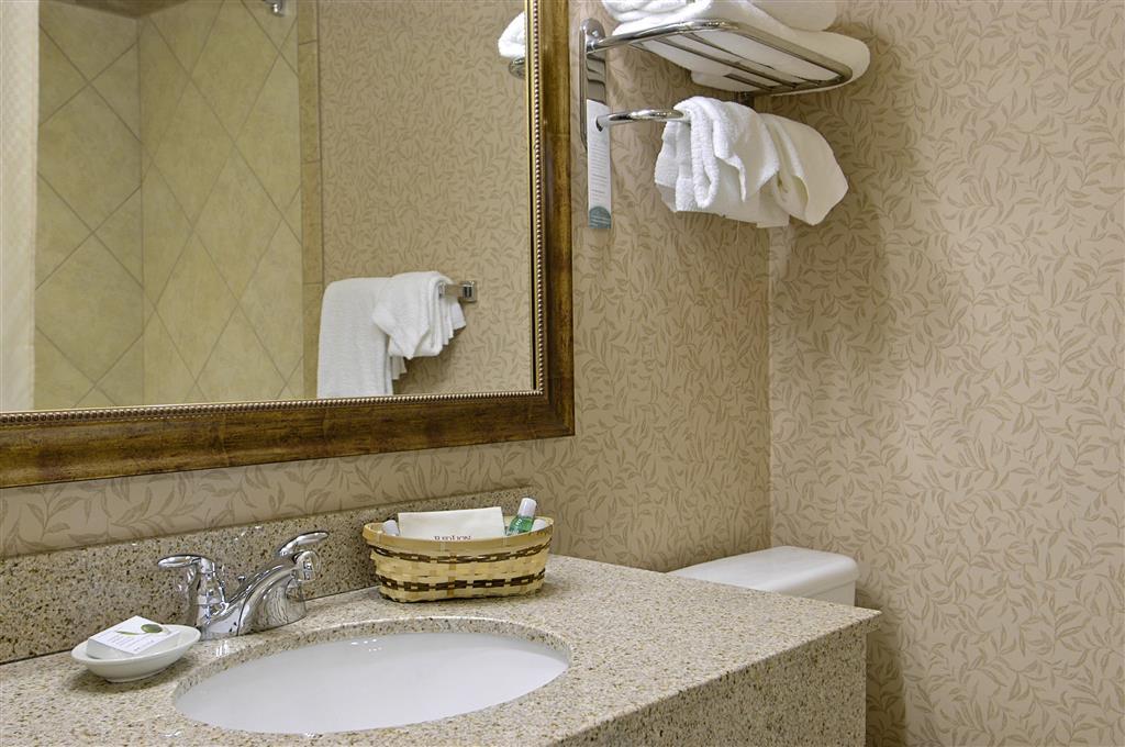 Red Lion Hotel Wenatchee City Center Экстерьер фото