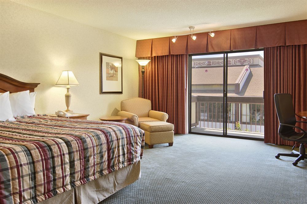 Red Lion Hotel Wenatchee City Center Номер фото